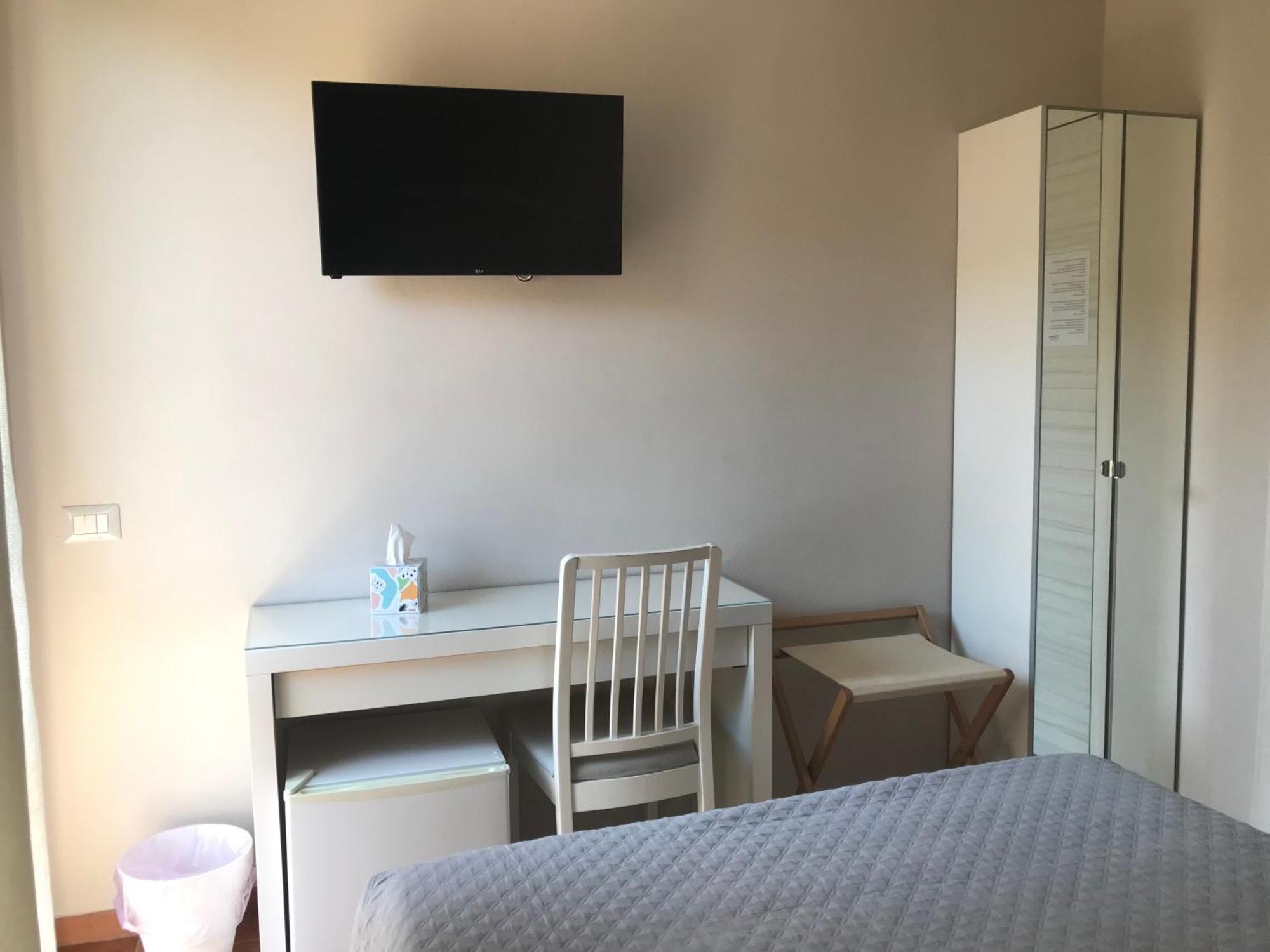 Gialel Pisa Hotel Ngoại thất bức ảnh